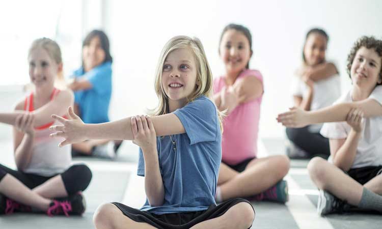 ورزش کردن از راه های موثر برای درمان بیماری آرتریت کودکان